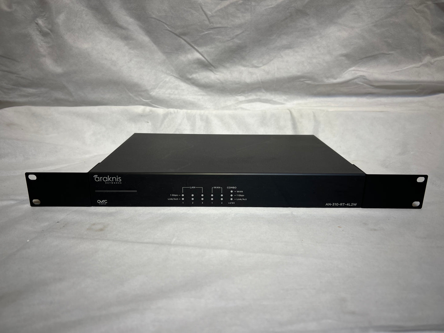 Araknis AN-310-RT-4L2W