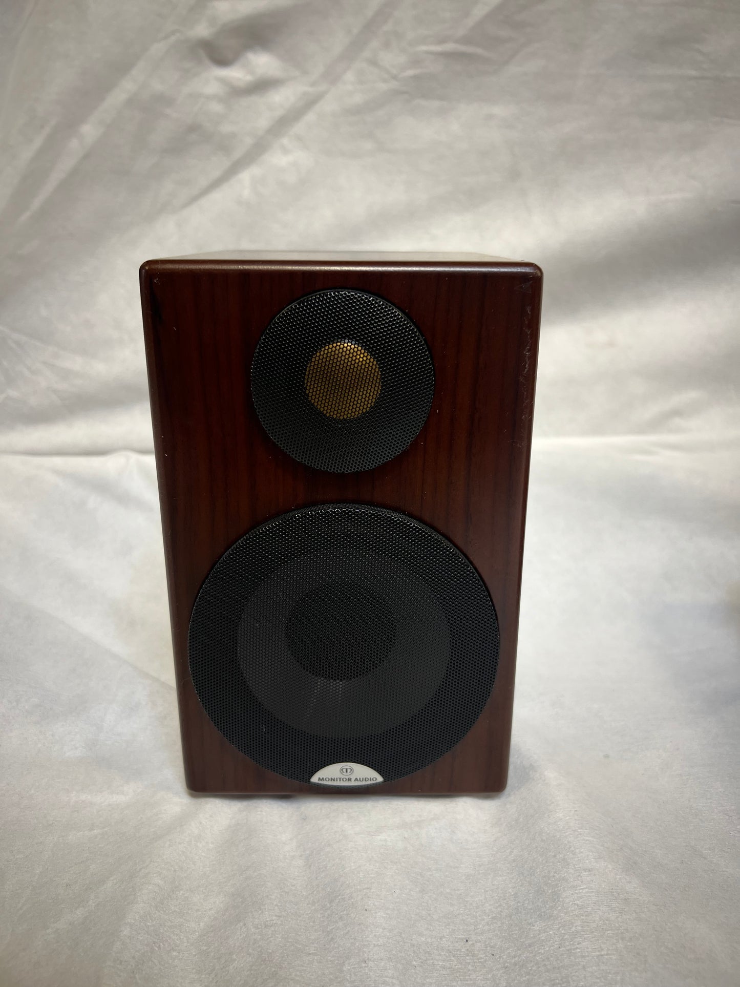 Monitor Audio- Radius 90